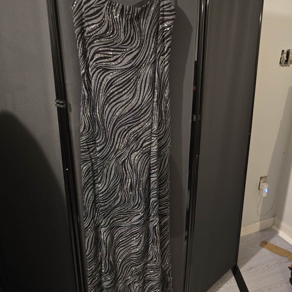 JS Boutique Elegant Black and Silver Gown